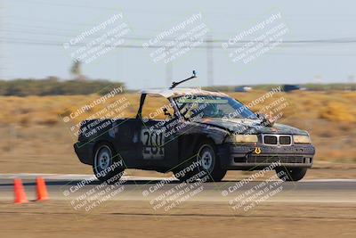 media/Oct-02-2022-24 Hours of Lemons (Sun) [[cb81b089e1]]/915am (I-5)/